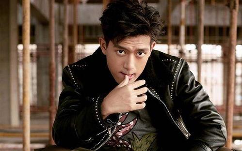 圈内爆料李现黄子韬恋情,娱乐圈新CP引热议